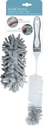 Water Bottle Wash & Dry Set by Roxana Ickowicz